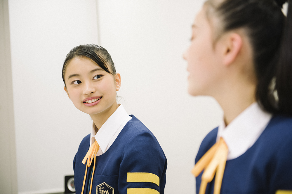 いわもりまなか（17歳）京都府出身、かに座、少女歌劇団ミモザーヌ1期生