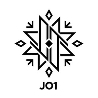 JO1ロゴ（C）LAPONE ENTERTAINMENT