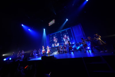 『WAIWAI LIVE 2022』12月28日の公演より