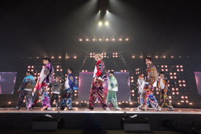 超特急アリーナツアー『BULLET TRAIN ARENA TOUR 2025 EVE』より（撮影＝米山三郎、笹森健一）
