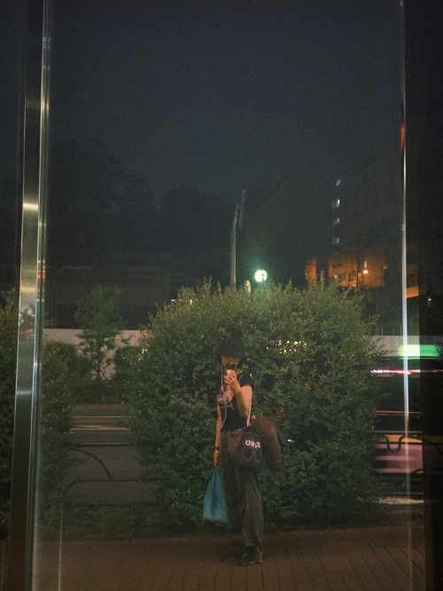 ExWHYZ・mikina
