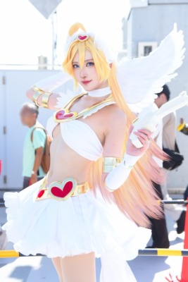 『パンティ＆ストッキングwithガーターベルト』アナーキー・パンティ／iLU（あいる）さん