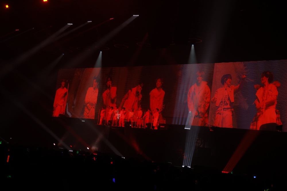 OCTPATH／『OWV・OCTPATH MASHUP LIVE 2025 TWO THRONE』2025年12月13日の公演より（撮影＝山口比佐夫）