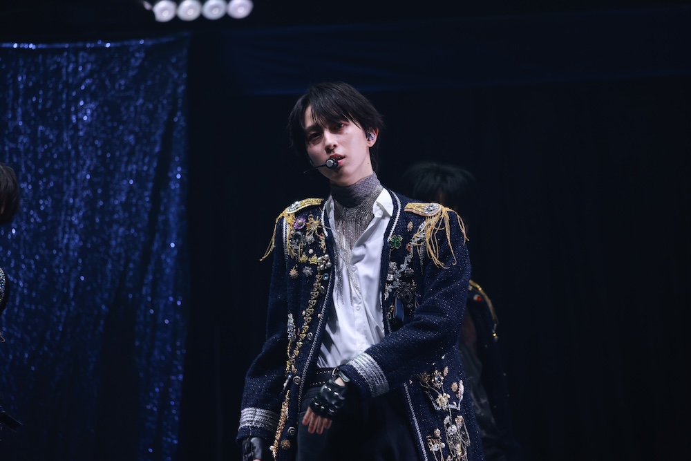 四谷真佑（OCTPATH）／『OWV・OCTPATH MASHUP LIVE 2025 TWO THRONE』2025年12月13日の公演より（撮影＝山口比佐夫）