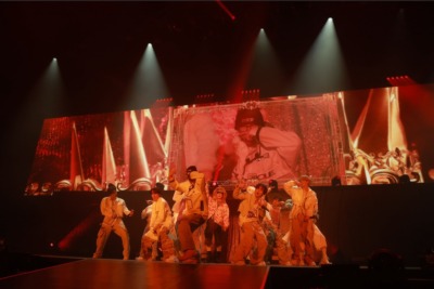 OCTPATH／『OWV・OCTPATH MASHUP LIVE 2025 TWO THRONE』2025年12月13日の公演より（撮影＝山口比佐夫）