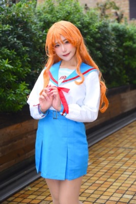 『涼宮ハルヒの憂鬱』朝比奈みくる／やむ太郎さん