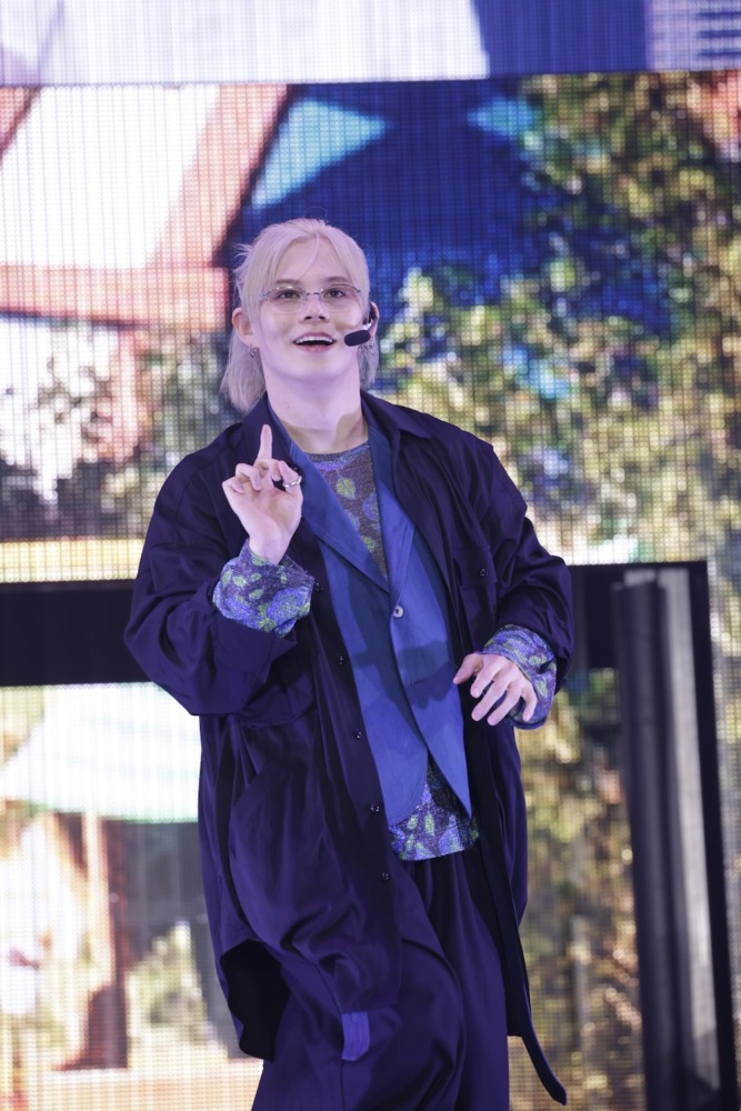 カイ/『BULLET TRAIN ARENA TOUR 2025-2026 REAL?』より(撮影=米山三郎、笹森健一)