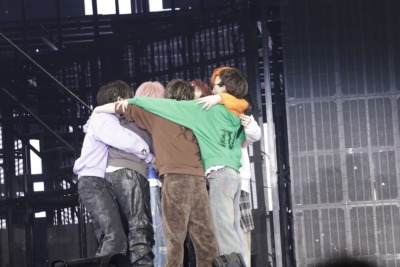 『BULLET TRAIN ARENA TOUR 2025-2026 REAL?』より（撮影＝米山三郎、笹森健一）