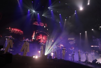 『BULLET TRAIN ARENA TOUR 2025-2026 REAL?』より（撮影＝米山三郎、笹森健一）