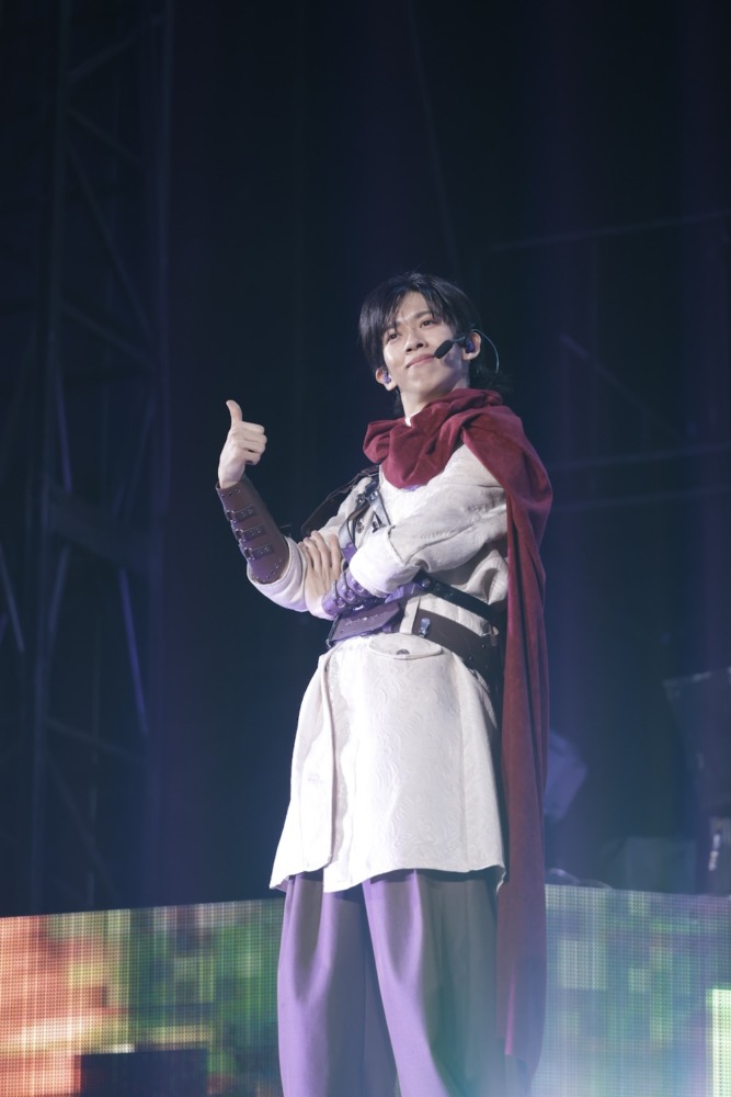 リョウガ/『BULLET TRAIN ARENA TOUR 2025-2026 REAL?』より(撮影=米山三郎、笹森健一)