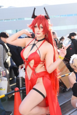 『勝利の女神：NIKKE』レッドフード／SOYEさん