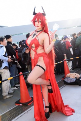 『勝利の女神：NIKKE』レッドフード／SOYEさん