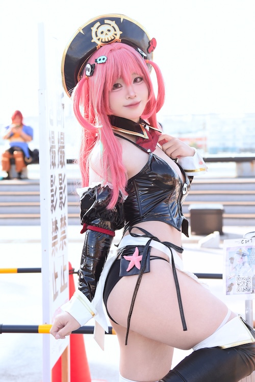 『勝利の女神：NIKKE』マスト／ひめいさん