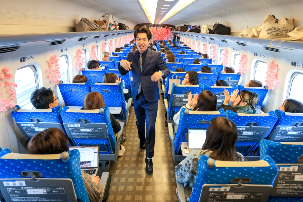 ファイト！エクスプレス～上京芸人と笑って出発～