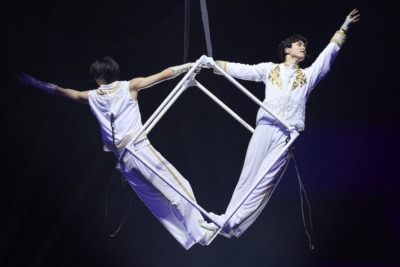 『BULLET TRAIN ARENA TOUR 2026「ESCORT」』より（撮影＝米山三郎、小坂茂雄）