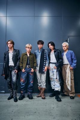 『STARGLOW 1st Fan Meeting -STAR CRUISE-』より／撮影＝川島伸一、内田章哉、今村智哉