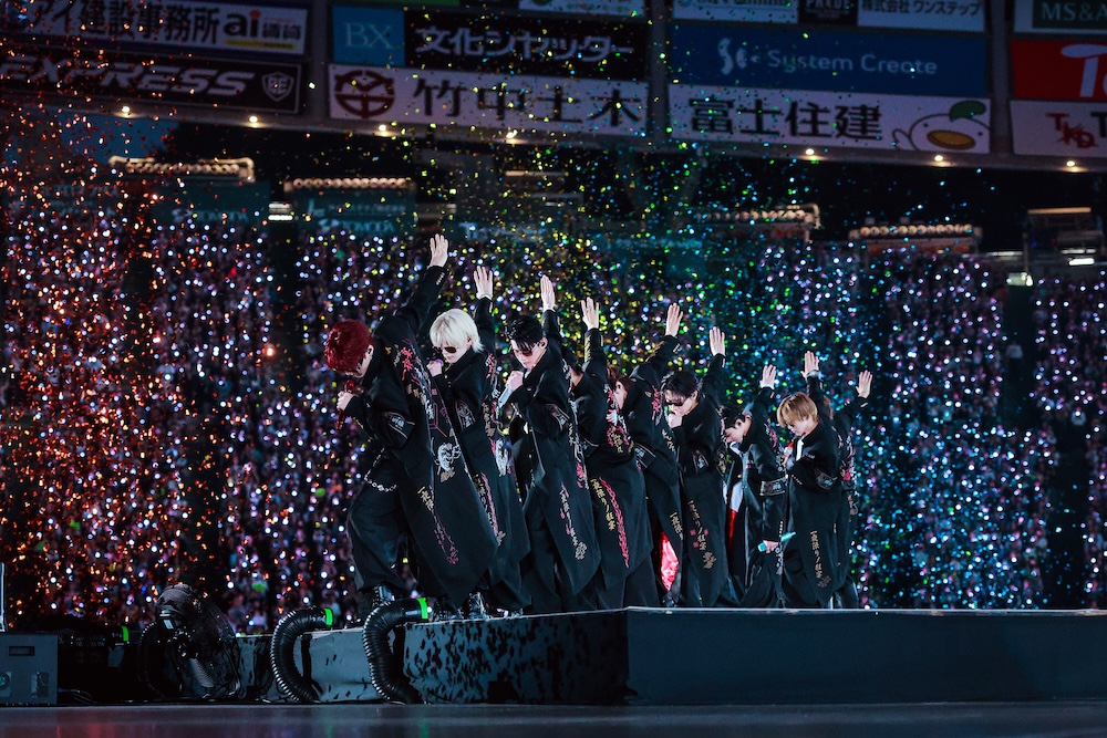 『2026 &TEAM CONCERT TOUR 'BLAZE THE WAY' ENCORE in BELLUNA DOME』より　（C）YX LABELS