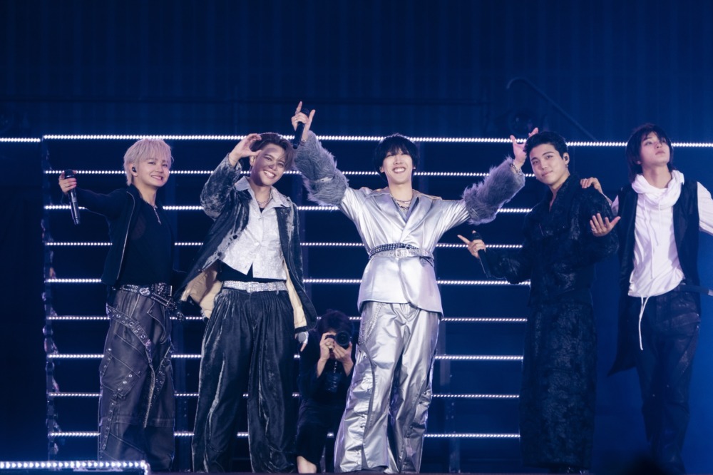 チームC「YOLO -You Only Live Once」『BMSG FES'26』より/撮影=田中聖太郎